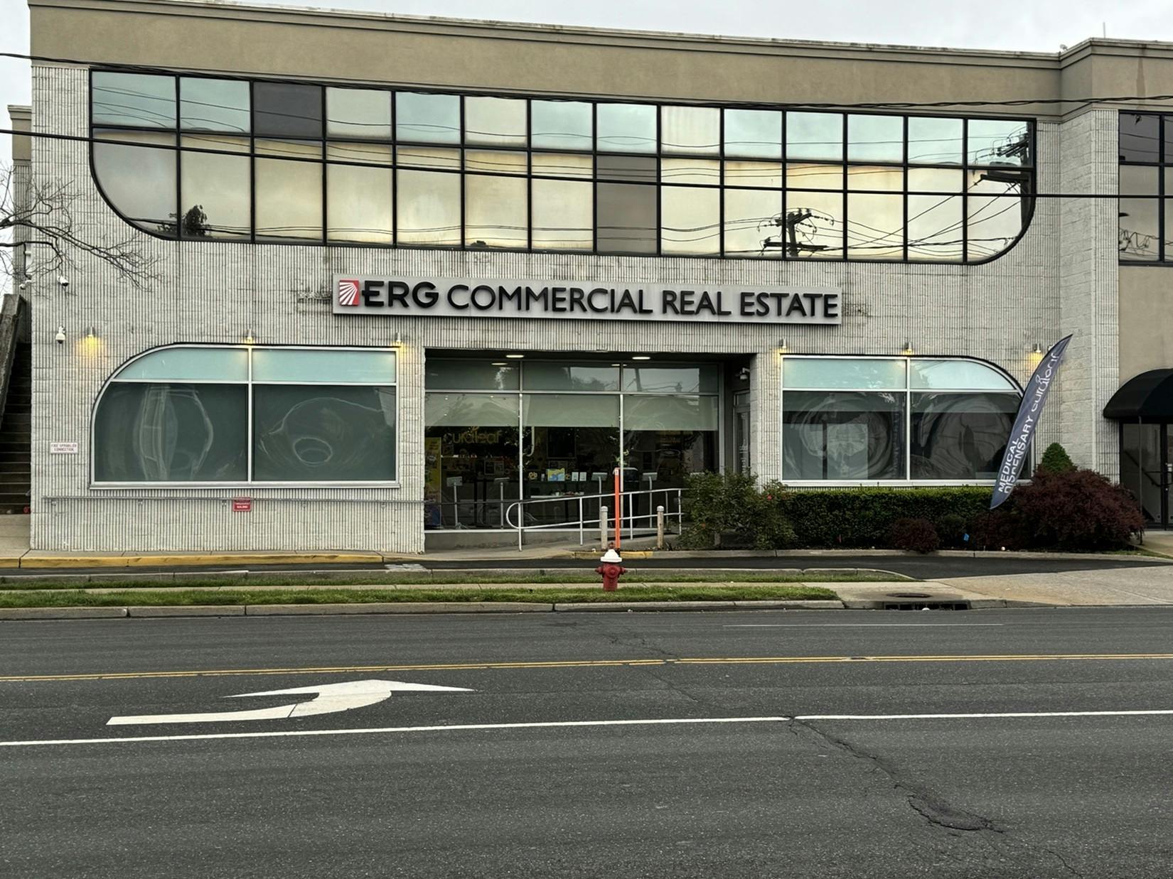 Curaleaf - Carle Place listing banner