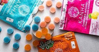 Flower & Leaf LA listing banner