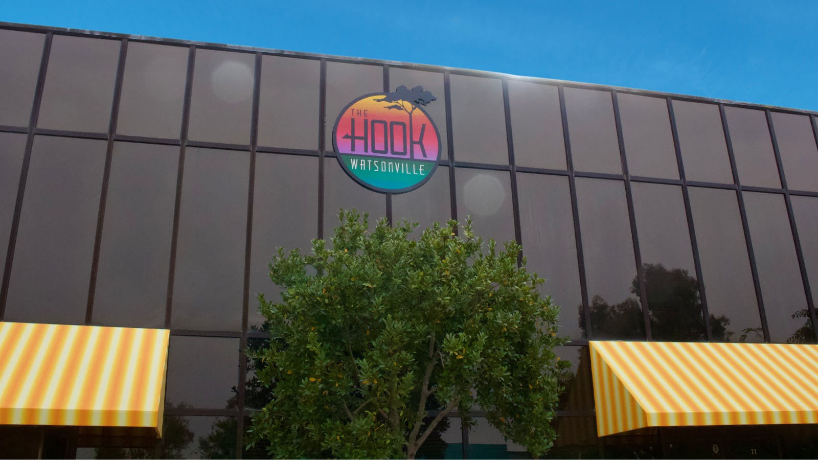 The Hook Outlet - Watsonville listing banner