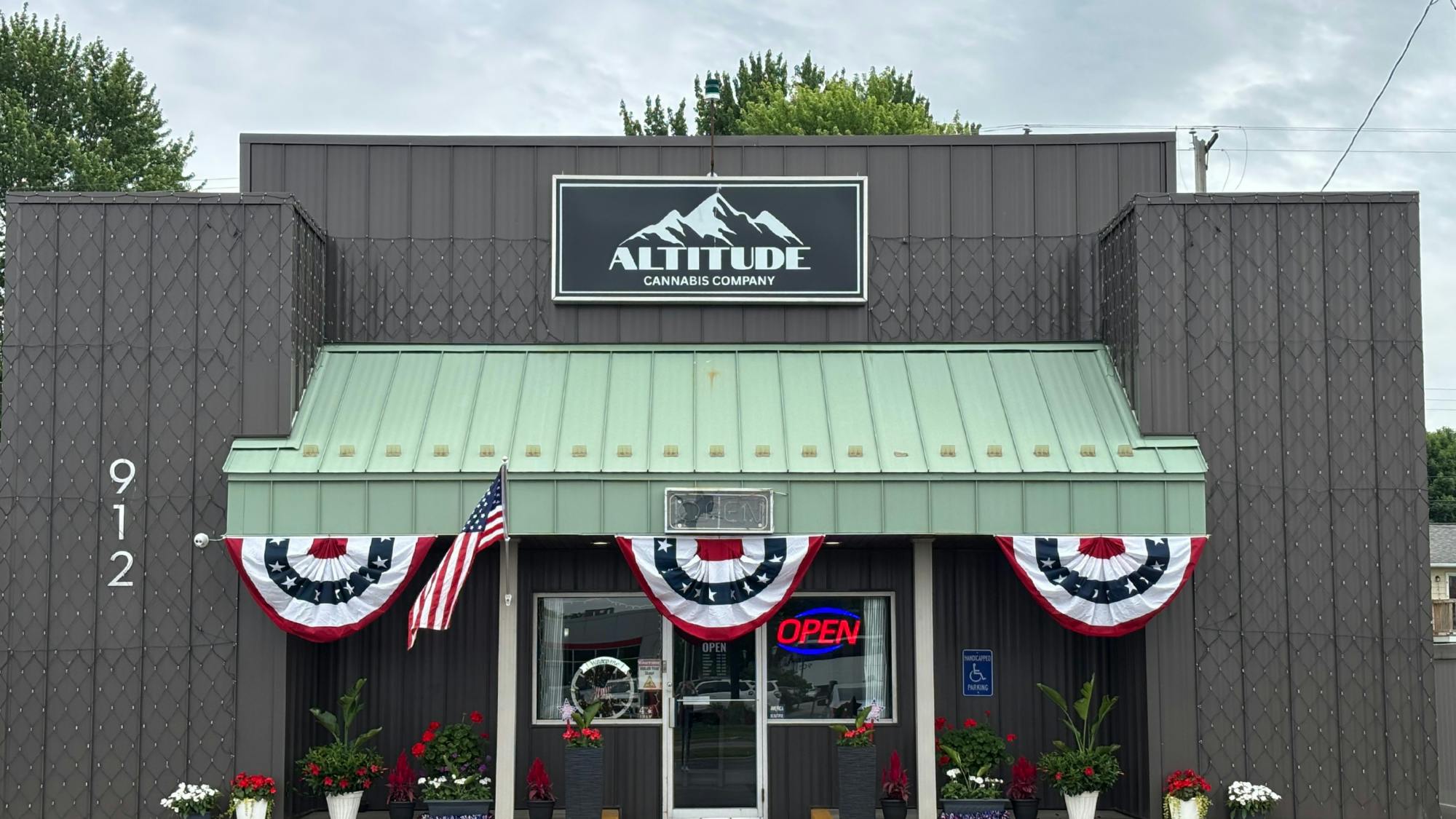 Altitude Cannabis Co listing banner