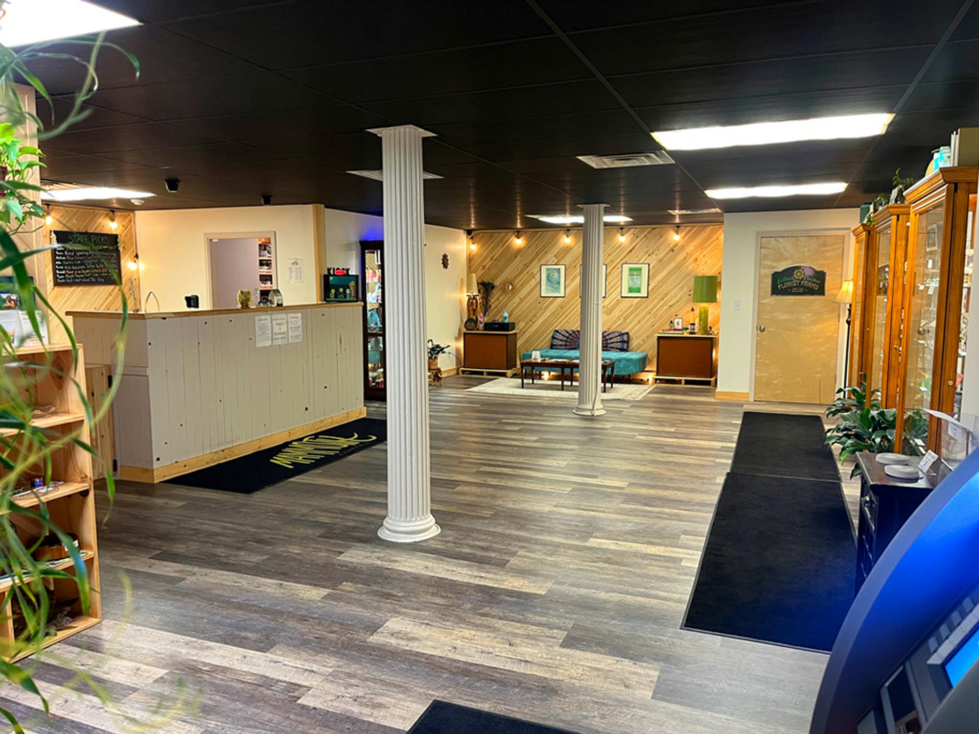 Mammoth Cannabis listing banner