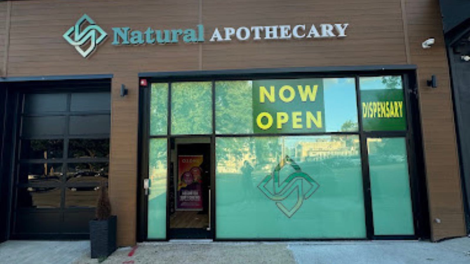 Natural Apothecary listing banner