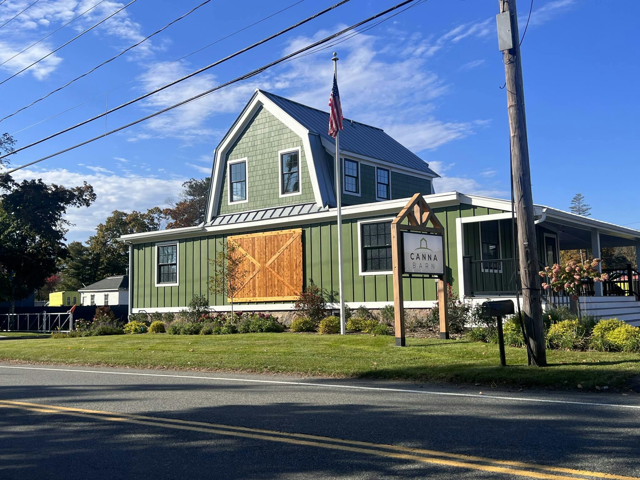 CannaBarn listing banner