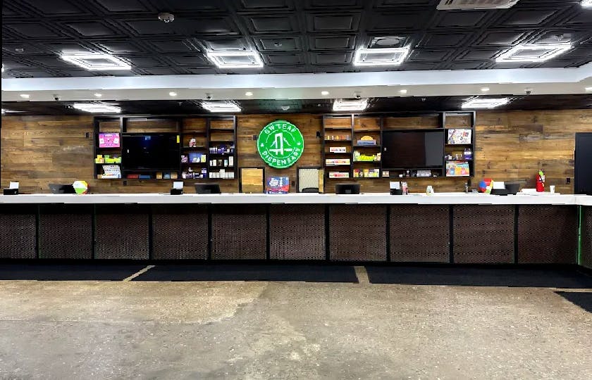 GW Leaf Dispensary listing banner
