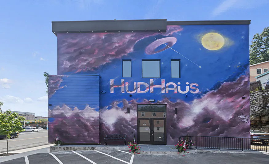 HudHaus listing banner