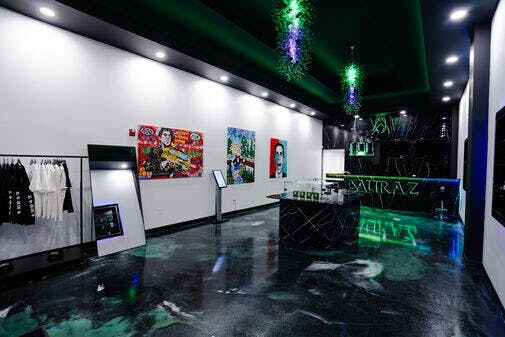 Auraz Recreational (21+) listing banner