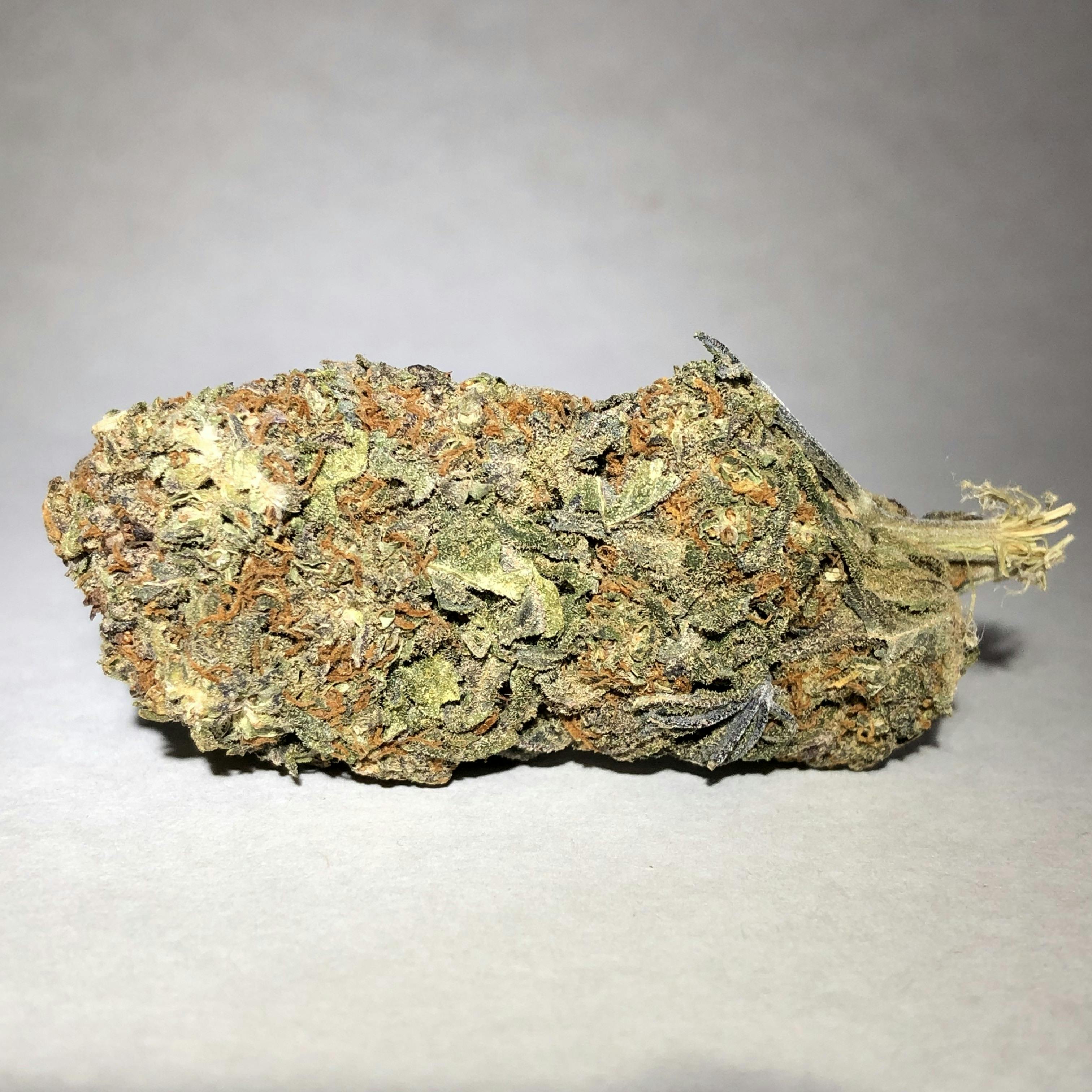 Nutze.Hanf - Black Widow - 1