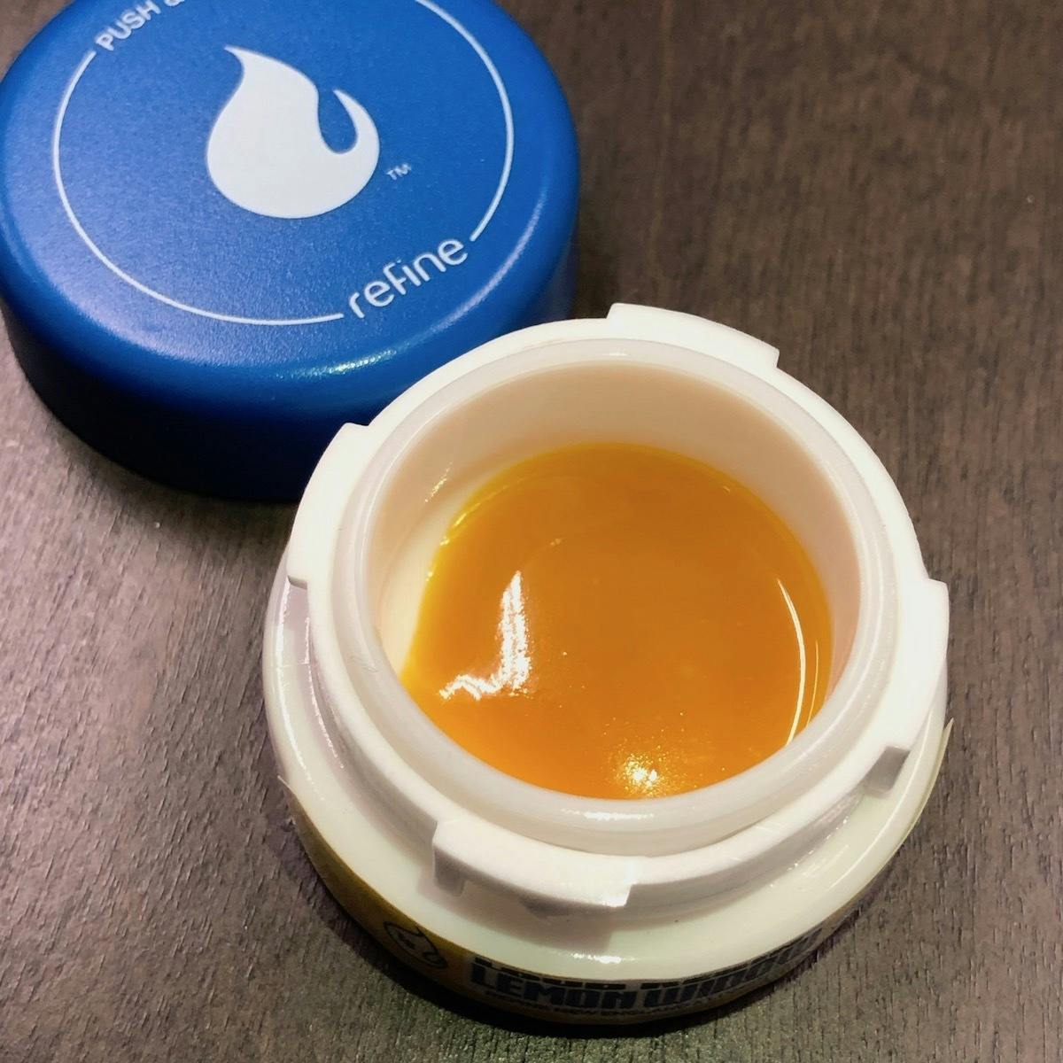 Refine New England (Medical) - Lemon Widow Loud Resin - 1