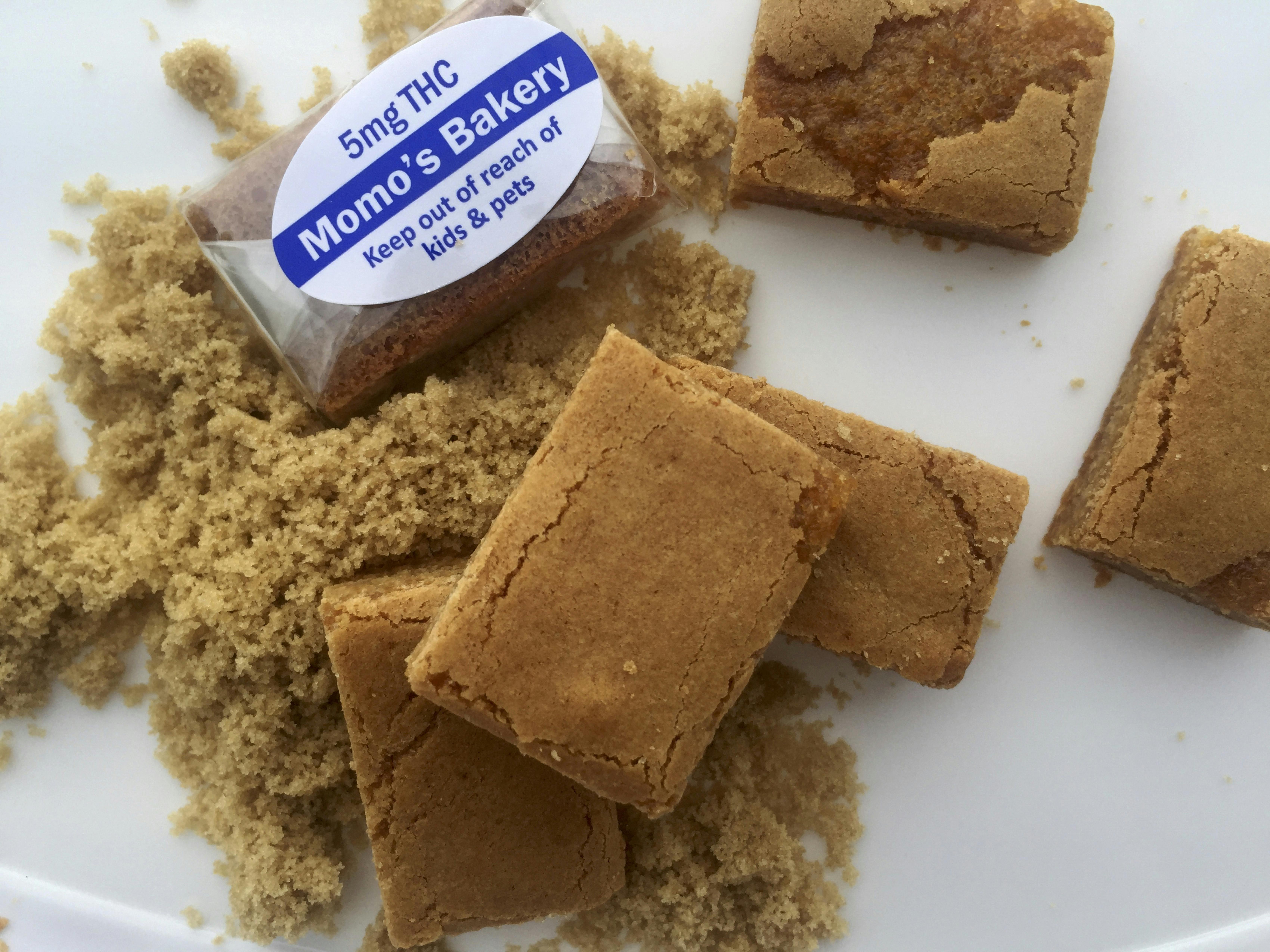 MoMo's Bakery - Butterscotch Brownies | 5pk | 25mg total - 1