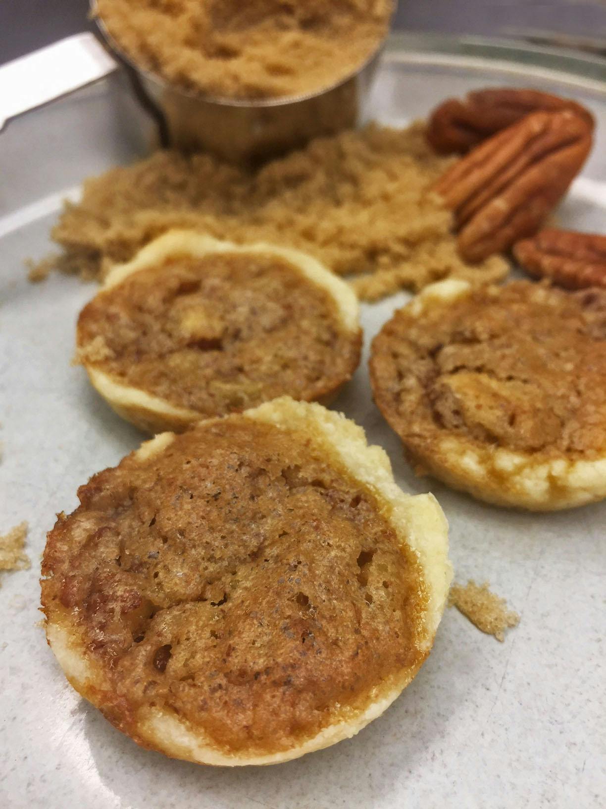 MoMo's Bakery - Tea Tassie | 5pk | 25mg total - 1