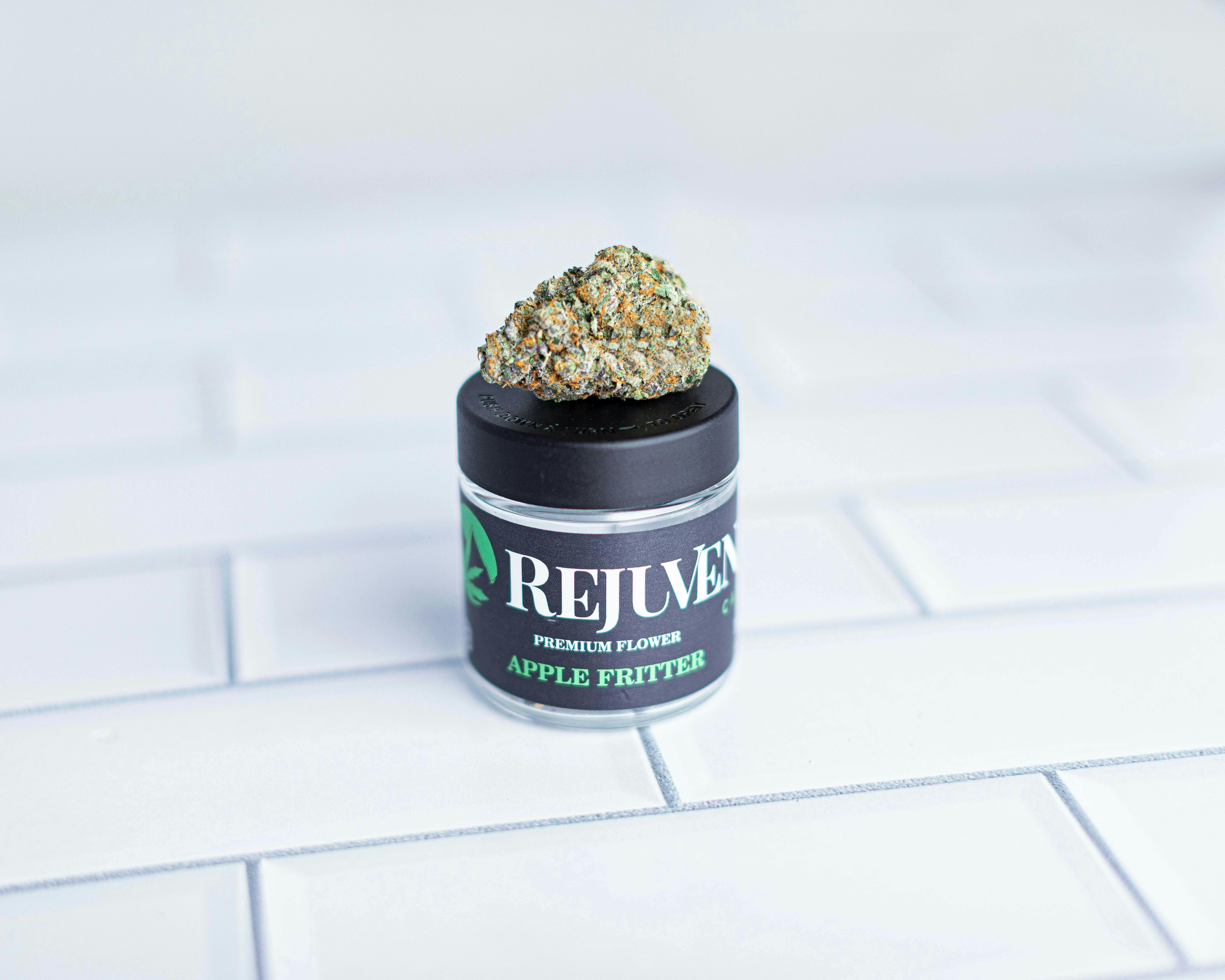 Rejuvenate Canna Co - Rejuvenate | Lumpy's Apple Fritter | Flower - 1