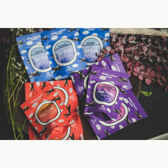 Flyt Pack - Flyt Pack - Wedding Pie - 1