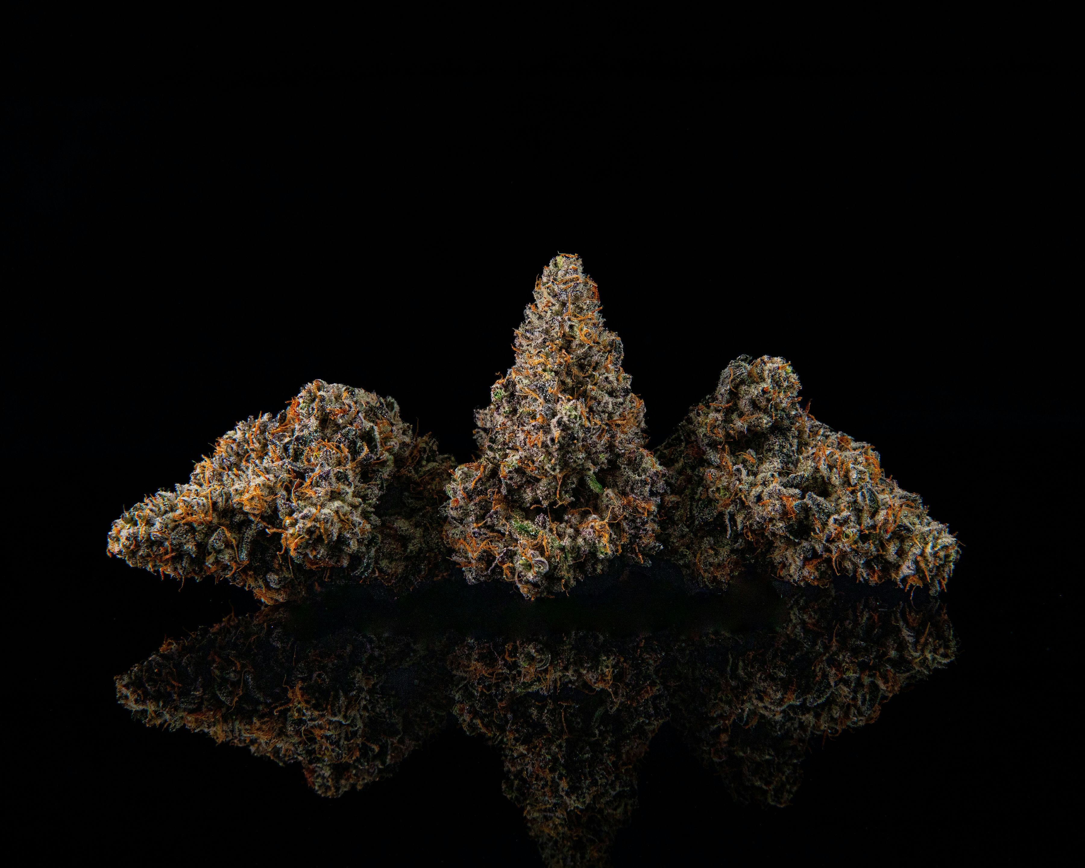 Zenoa - Kush Mints - 1