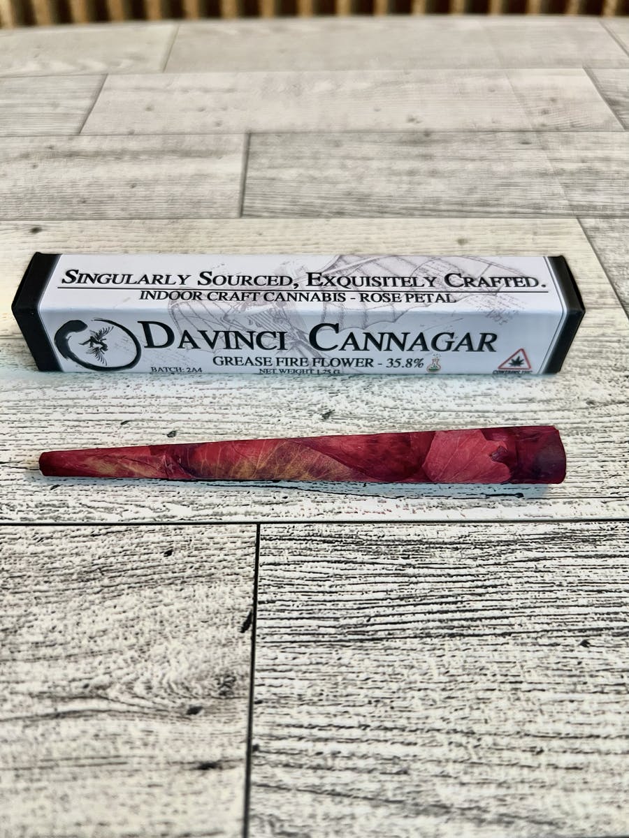 Seacoast Delivery - Davinci Cannagar - King Size Rose Petal Preroll - 1.25g flower - 1