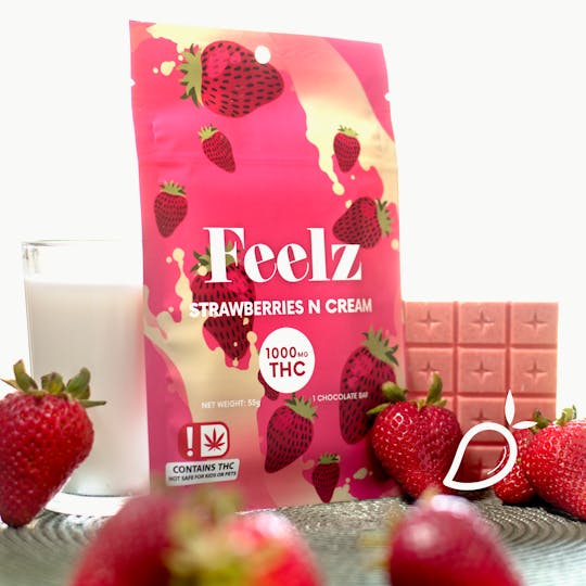 Feelz - 1000mg Strawberries N Cream Chocolate Bar - 1