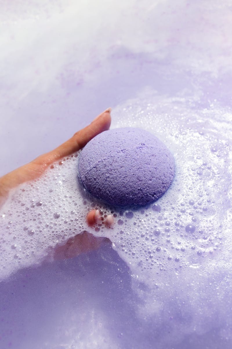 Kush Queen - Kush Queen | 1:1 Bath Bomb | Sleep | Bath | 25mg:25mg CBD:THC - 1