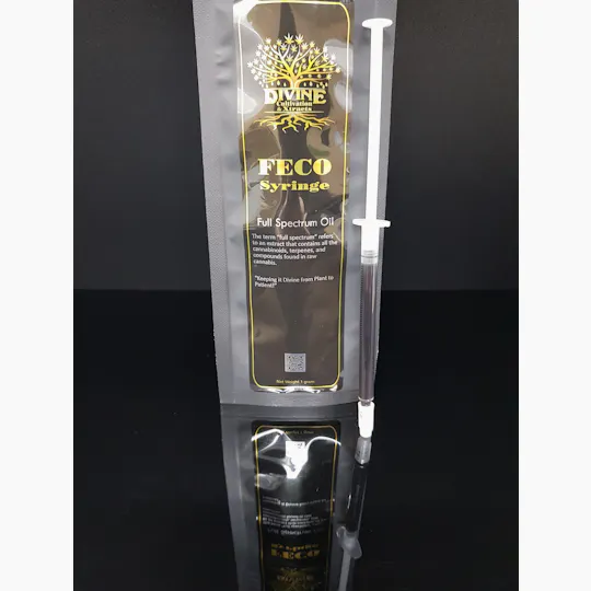 Platinum Farms - Full-Extraction Cannabis Oil - 1g Plastic Syringe - (56.90%) Hybrid - 1