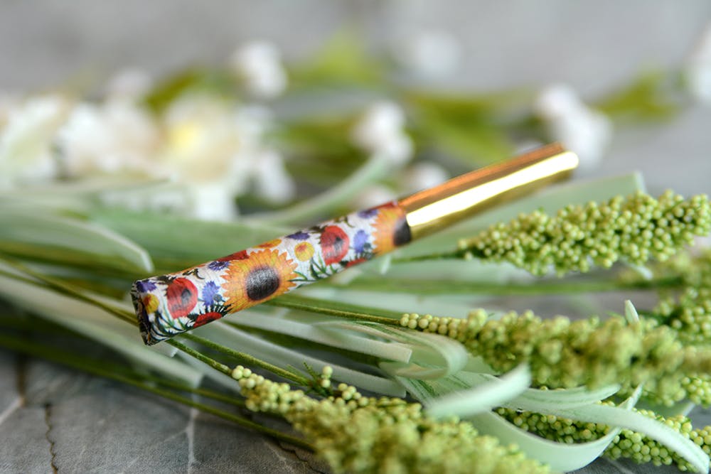 Lady Gray Gourmet Medibles - Lady Gray - Pretty Pre Rolls - Kief Kissed - 1