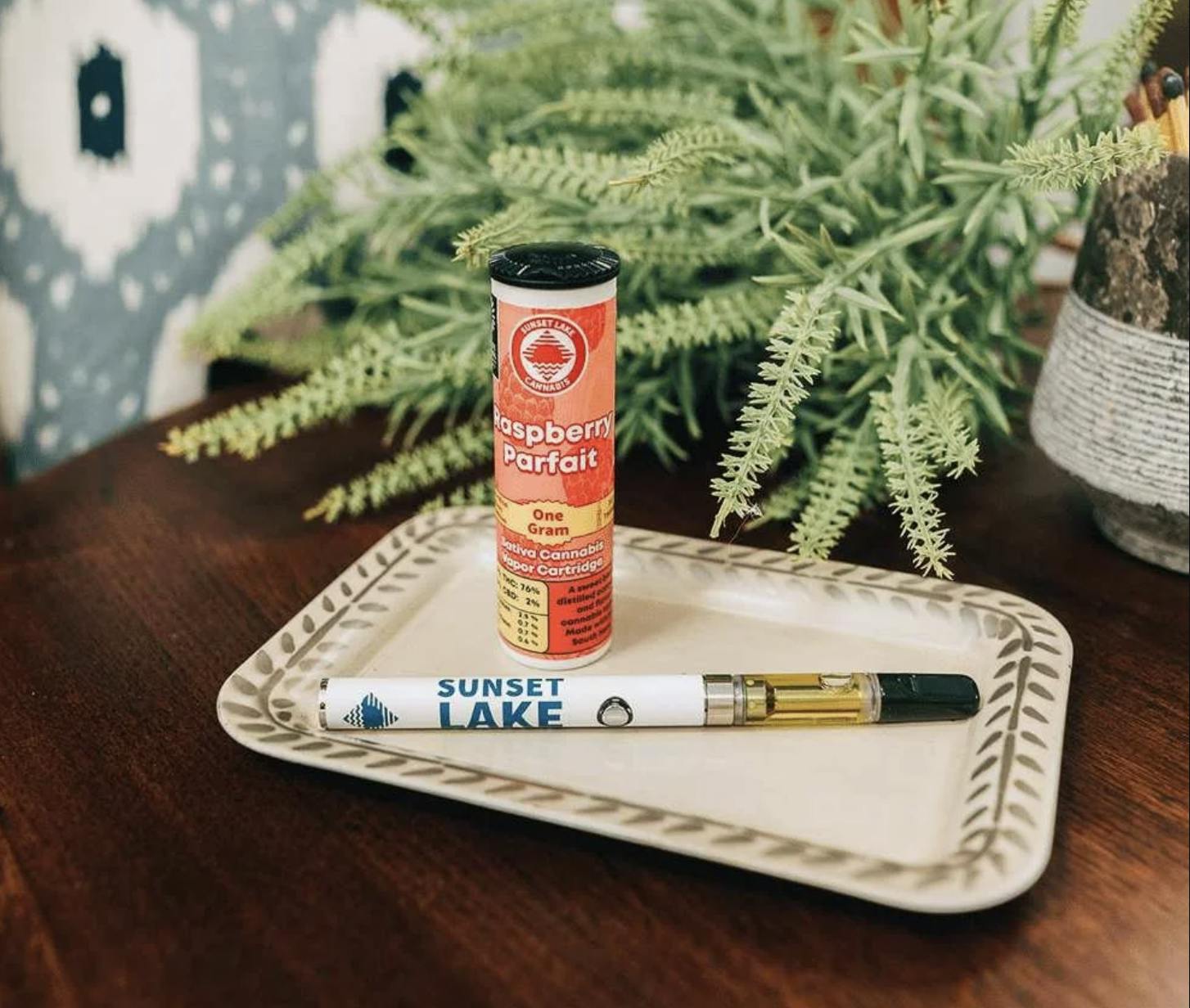 Sunset Lake - Sunset Lake- Raspberry Parfait Distillate Vape Cartridge 1g - 1