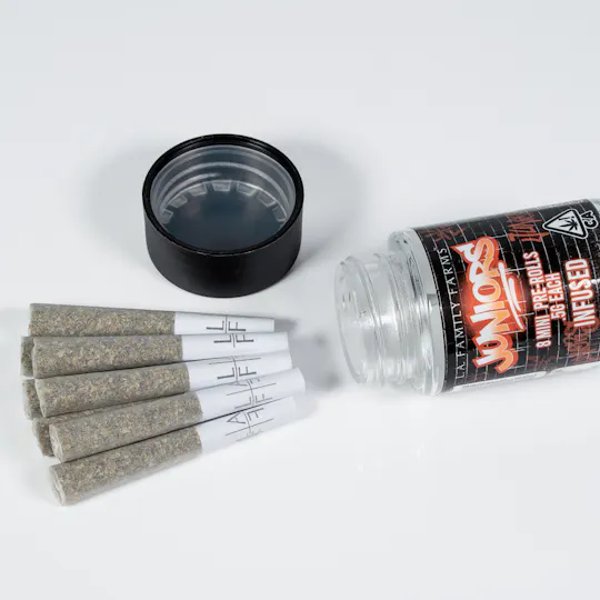 L.A. FAMILY FARMS - JUNIORS 8PK - SOUR FUEL x ZLUSHIE - Mini Infused Pre-rolls - 1