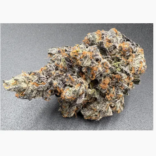 Hoodview Cannabis - Flying High | Poison Gushers Flower - 1