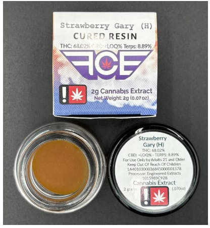Hoodview Cannabis - First Class | Strawberry Gary Live Resin 2g - 1