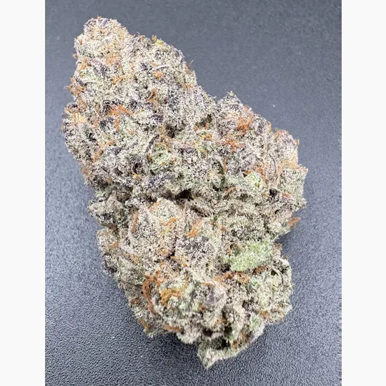 Hoodview Cannabis - Legacy | Chicken And Waffles Flower - 1