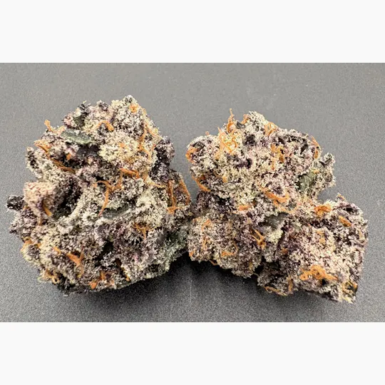 Hoodview Cannabis - Legacy | Aye Papi Flower - 1