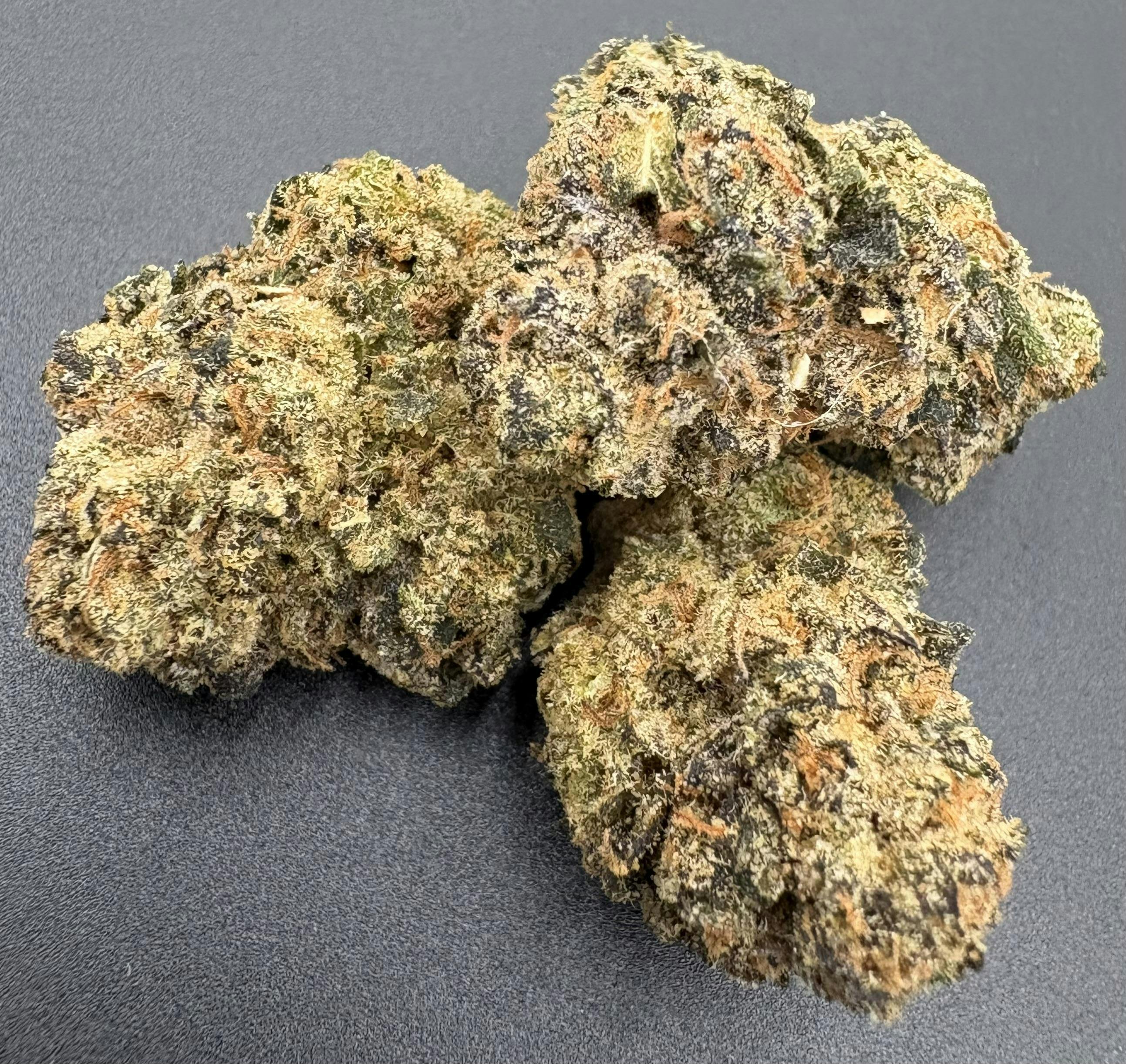Hoodview Cannabis - Legacy | Jokerz Flower - 1