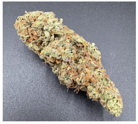 Hoodview Cannabis - Legacy | Futura Haze Flower - 1