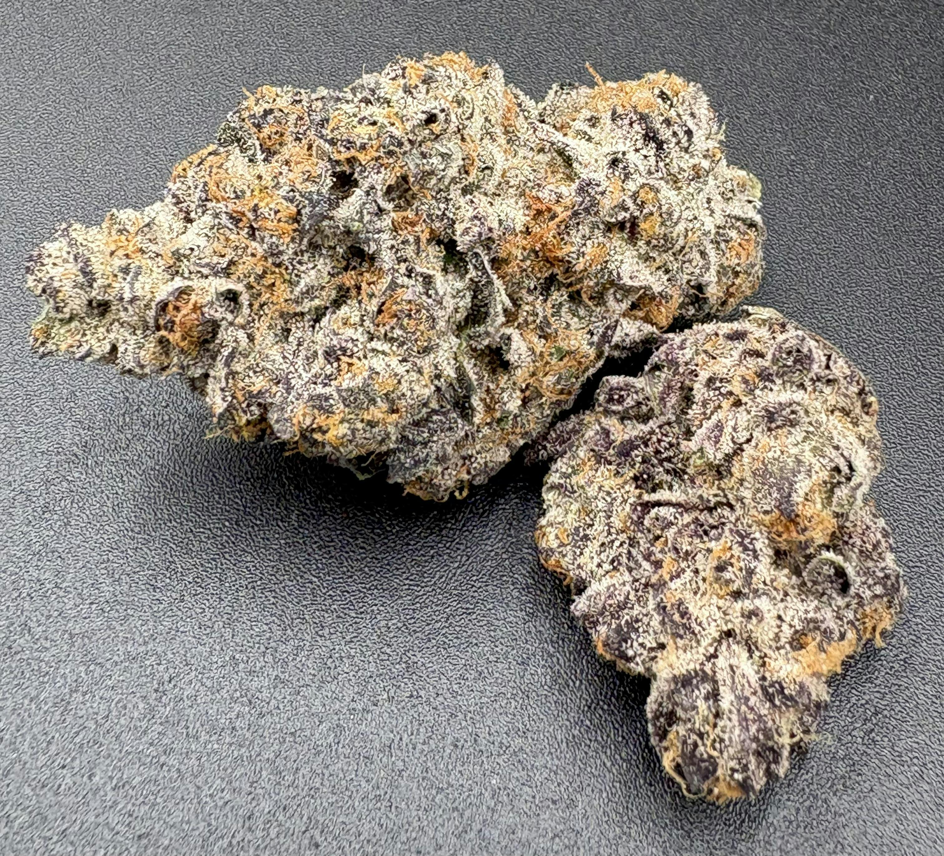 Hoodview Cannabis - Legacy | Hooch Flower - 1