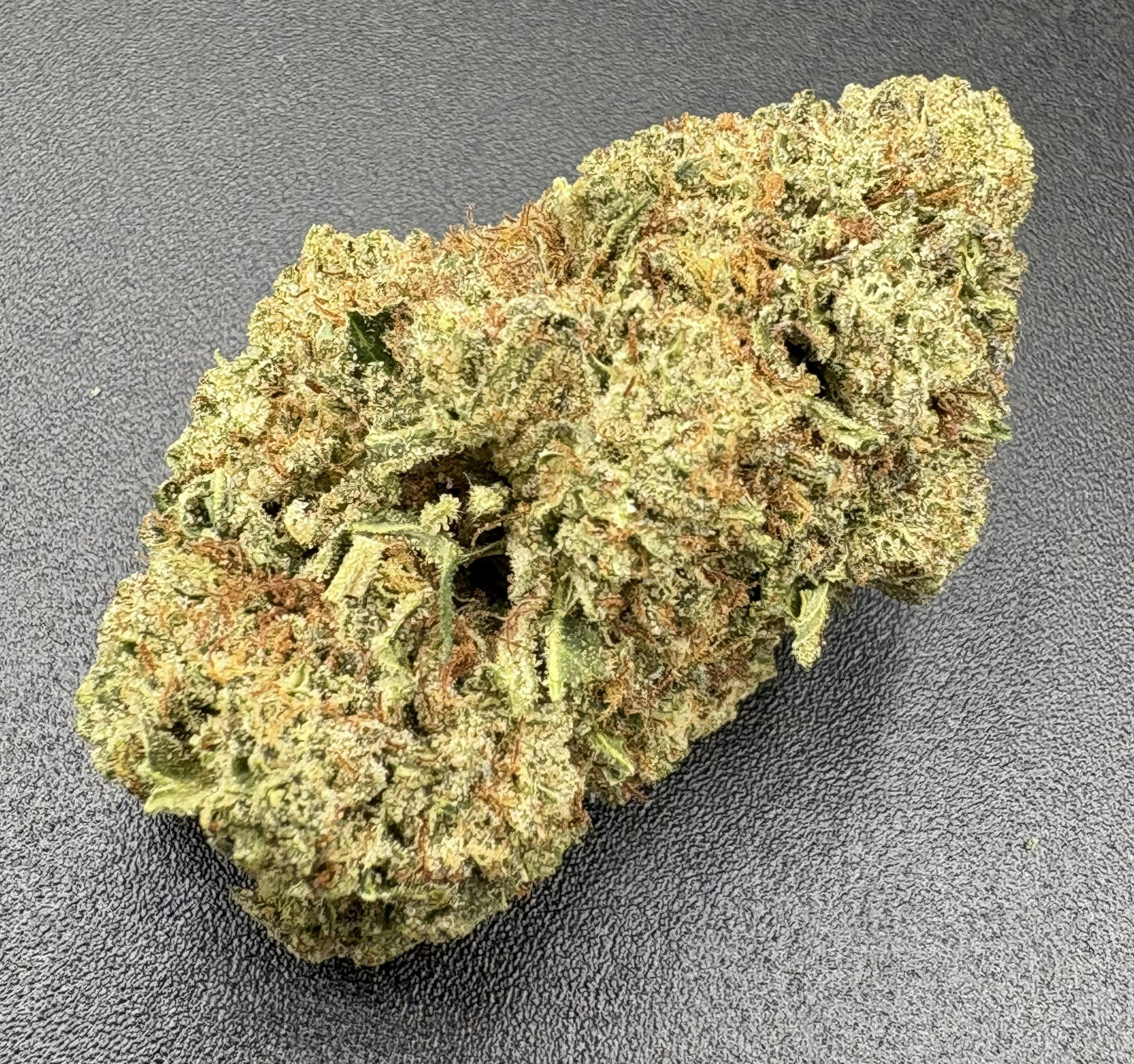 Hoodview Cannabis - Williams Wonder | Violet Fog Flower - 1