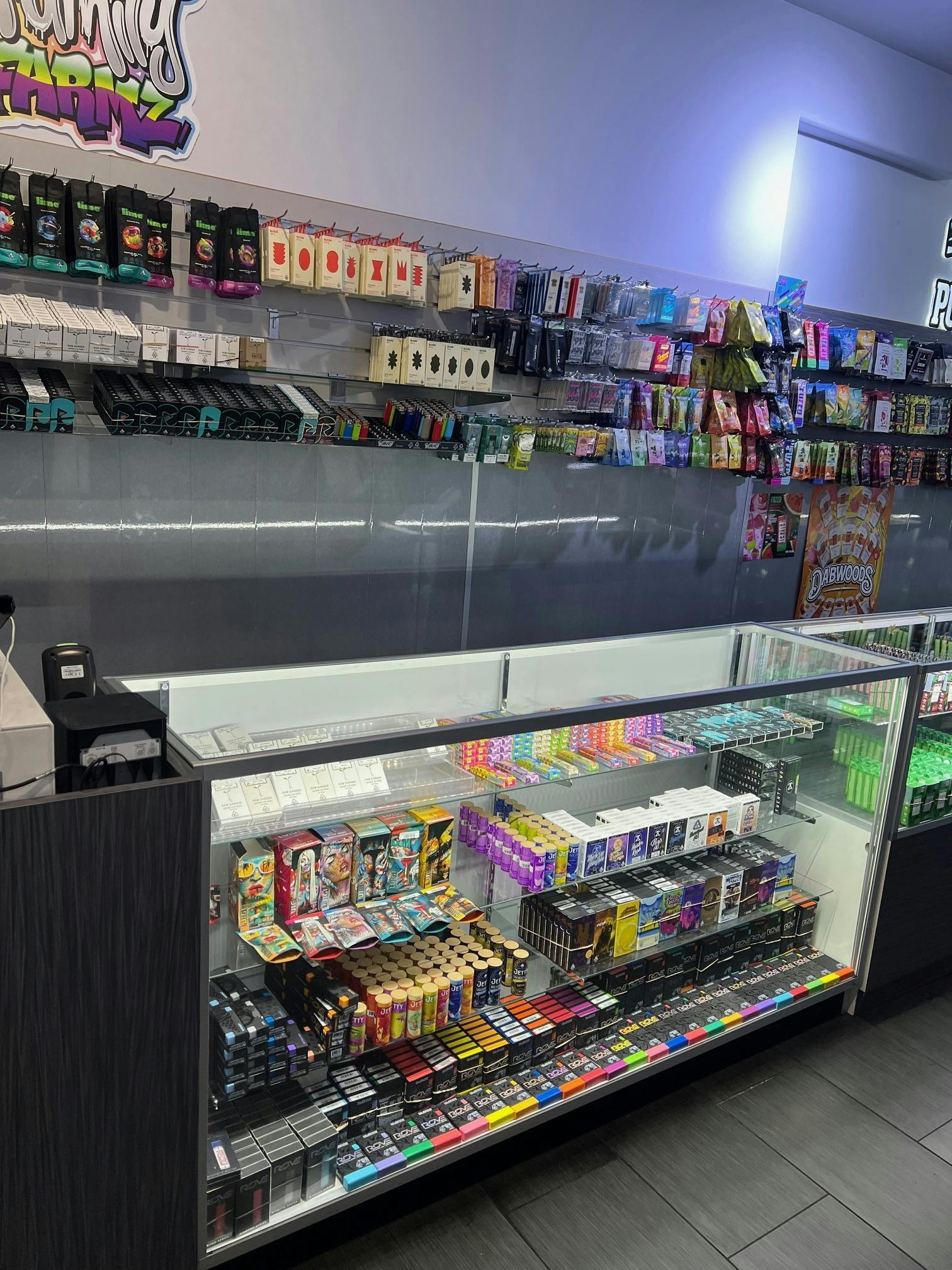 Red Moon Delivery - Delivery Listing - Photo 3