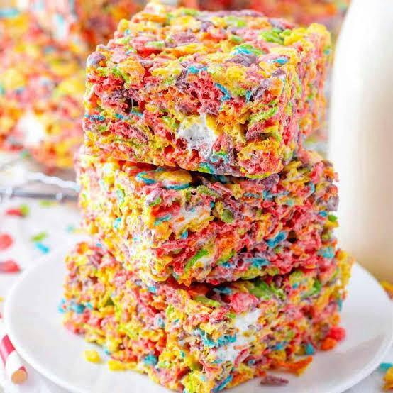 Blondies Med Edibles 150mg fruity crispy treat