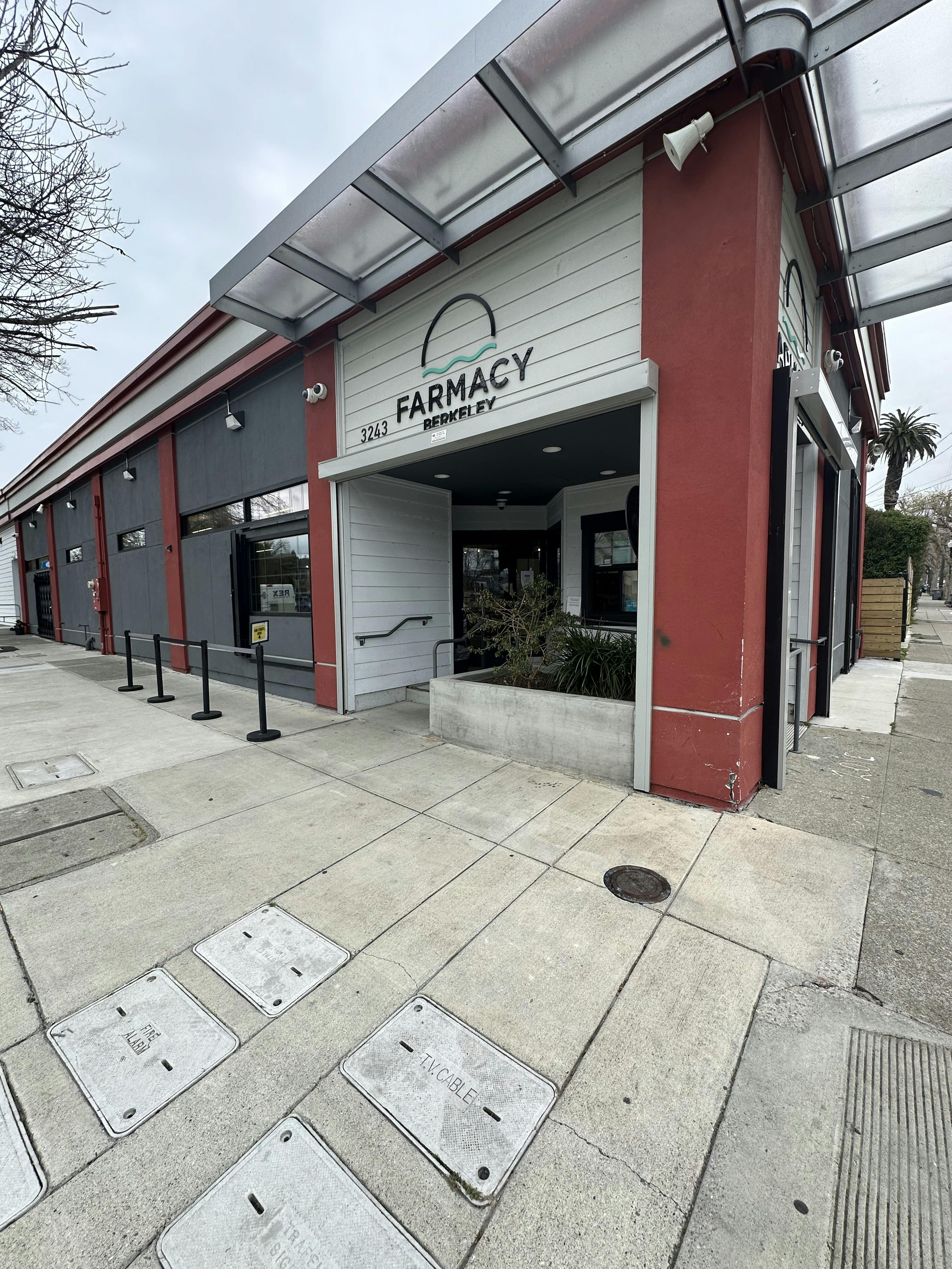 Farmacy Berkeley - Dispensary Listing - Photo 2
