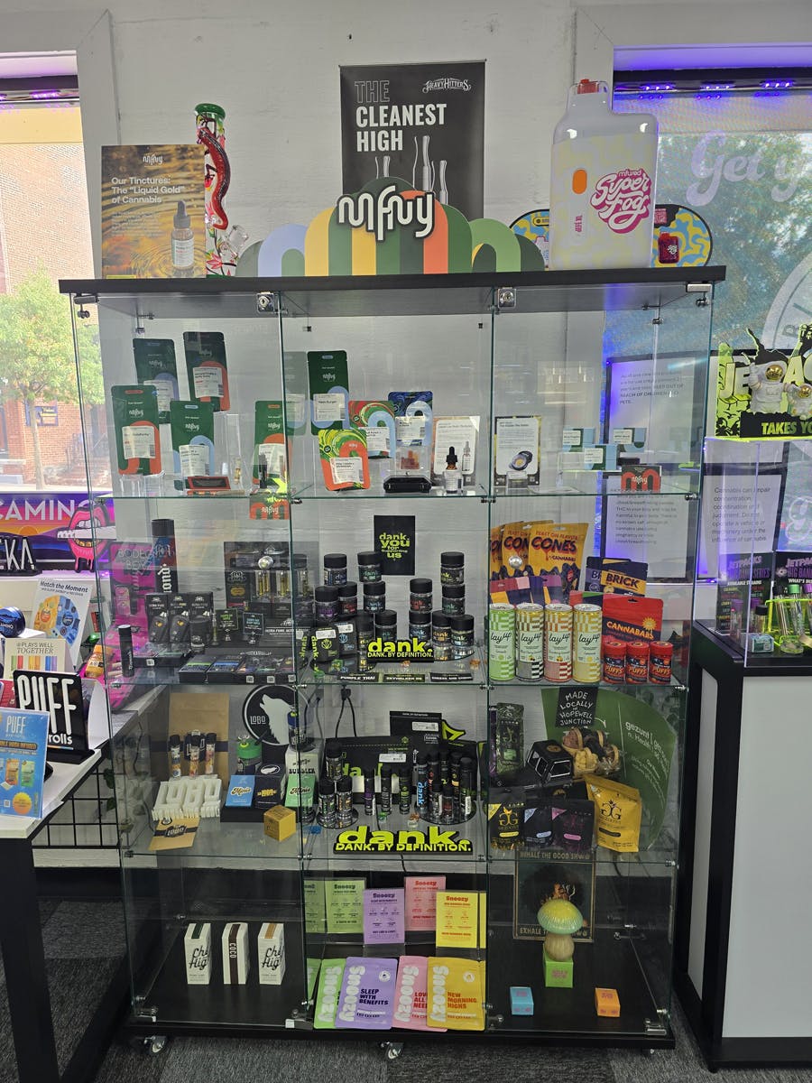Black Market Cannabis Dispensary - Dispensary Listing - Photo 2
