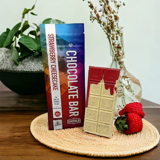 Emerald Elevation Cannabis Co - 300mg Full Spectrum, Strawberry Cheesecake Chocolate Bar - 1