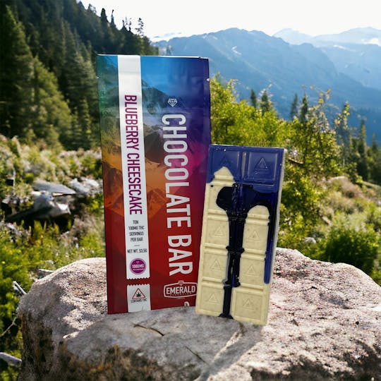 Emerald Elevation Cannabis Co - 1000mg Full Spectrum, Blueberry Cheesecake Chocolate Bar - 1