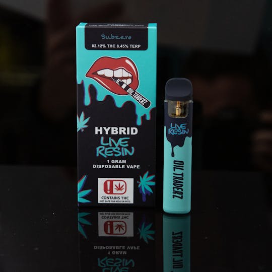 Oil Traderz - 1g Subzero Live Resin Disposable - Oil Traderz (Hybrid) - 1