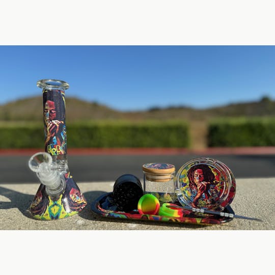 Royal Kush Farms - The Session Box | Bob Marley - 1