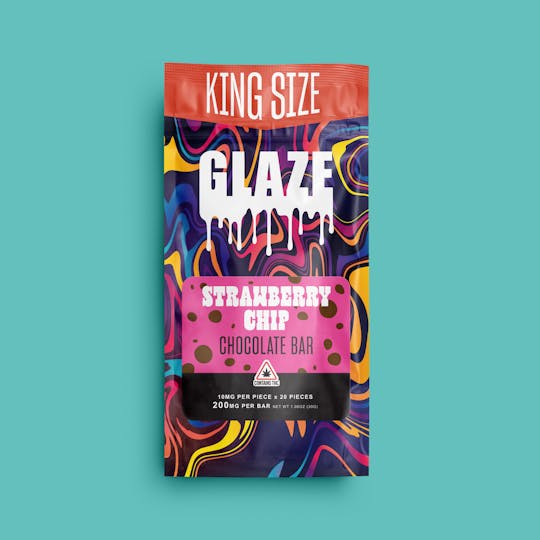 Glaze - Glaze | Strawberry Chip Chocolate Bar | 20pc | 200mg - 1