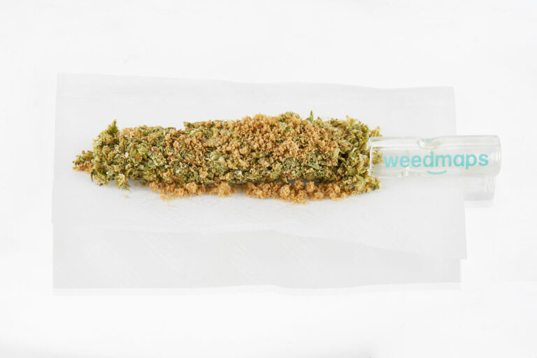 Click to see a larger version of the image Open joint with flower and hash