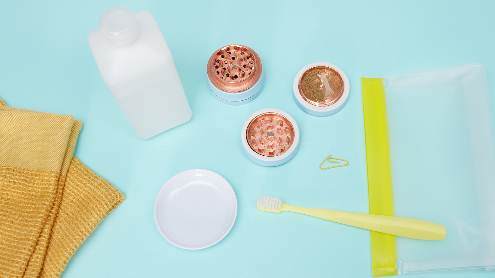 How to Clean a Grinder Cleaning Weed Grinders Weedmaps