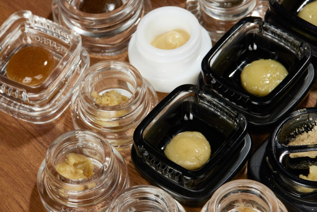 Single gram concentrate jars