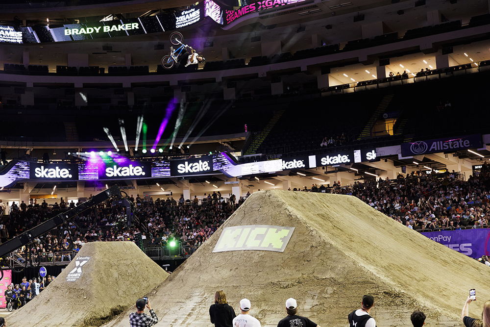 HARDWARE, HISTORY, AND HEART: TEAM WEEDMAPS DOMINATES THE STAGE